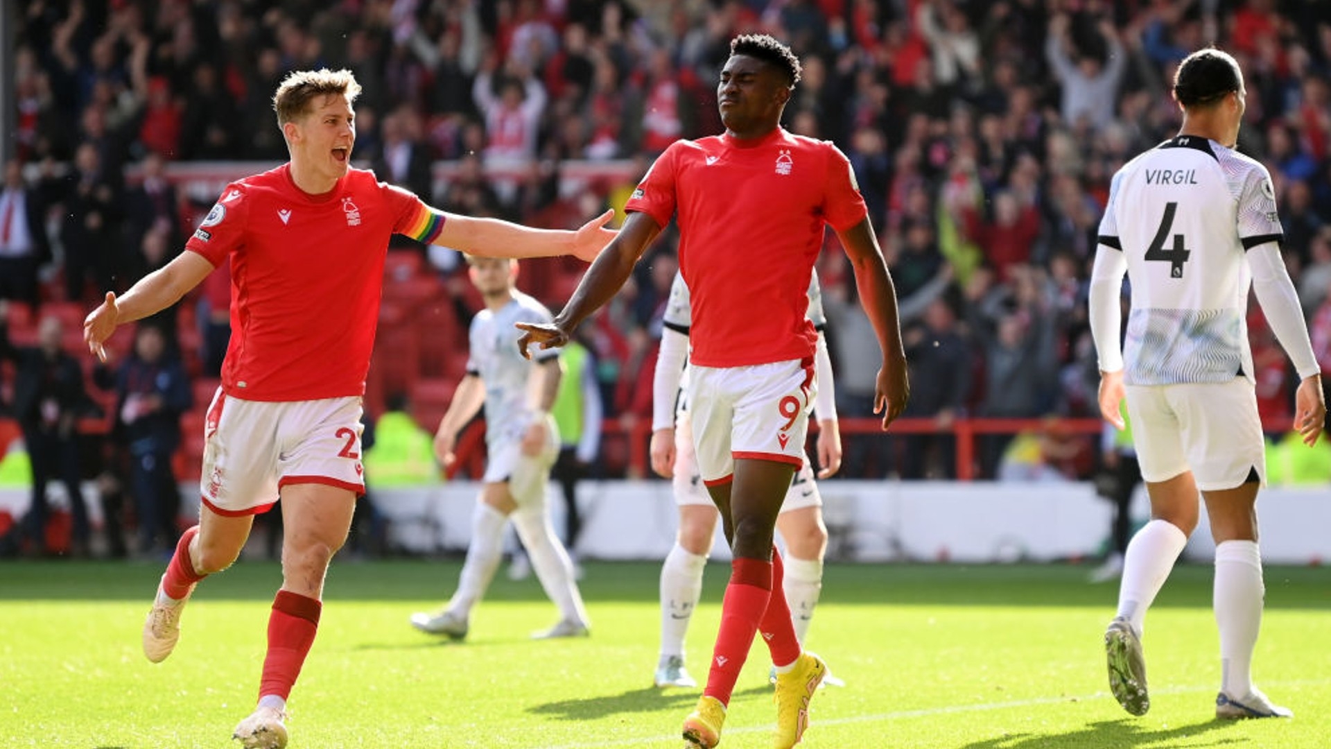 求终止其租 求终止其租