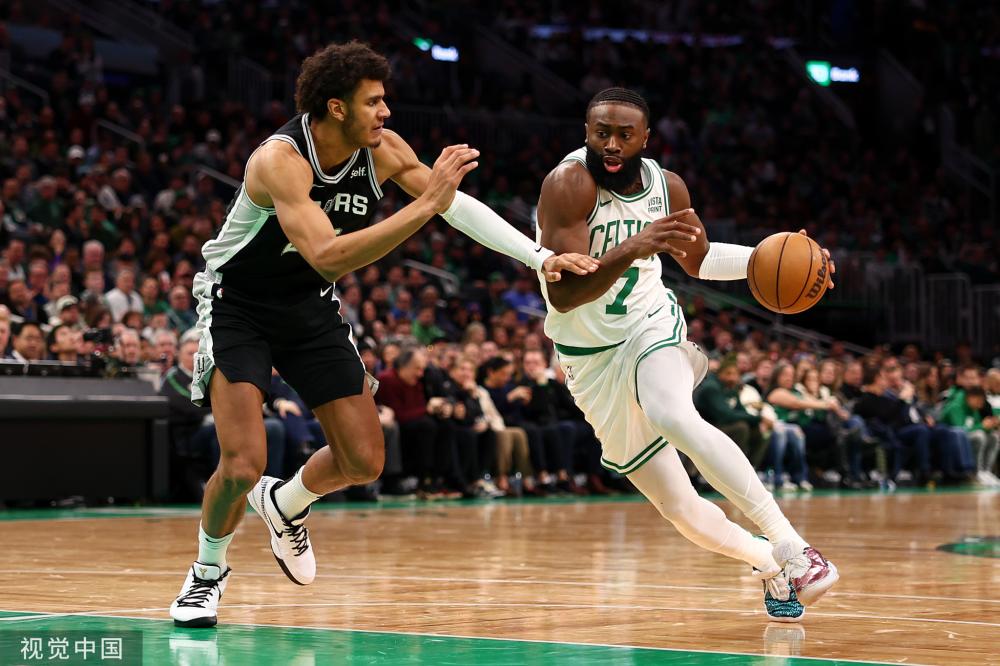 两人携手 两人携手